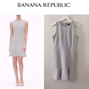Banana Republic Black & White Fitted Flounce Dress